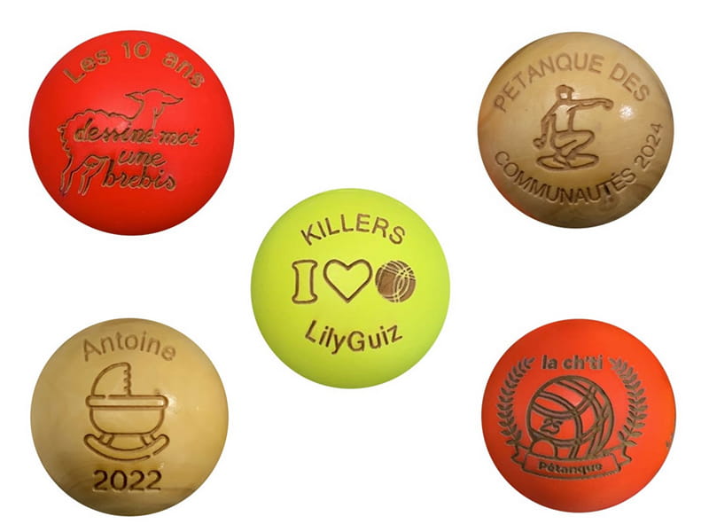 Ejemplos de boliches petanca personalizados
